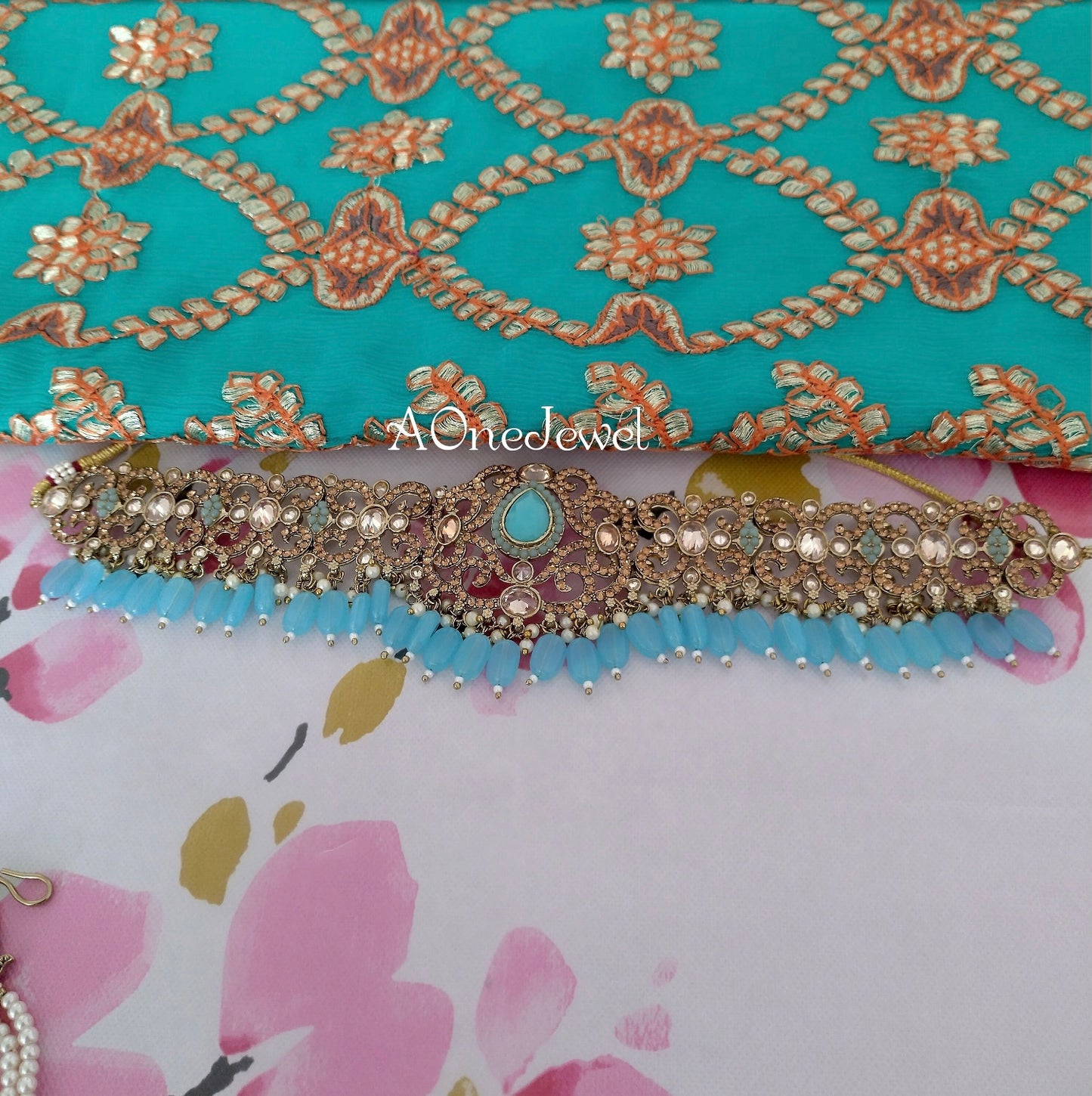 Antique Gold Bridal Choker Necklace Earrings Jhoomar Tikka Set