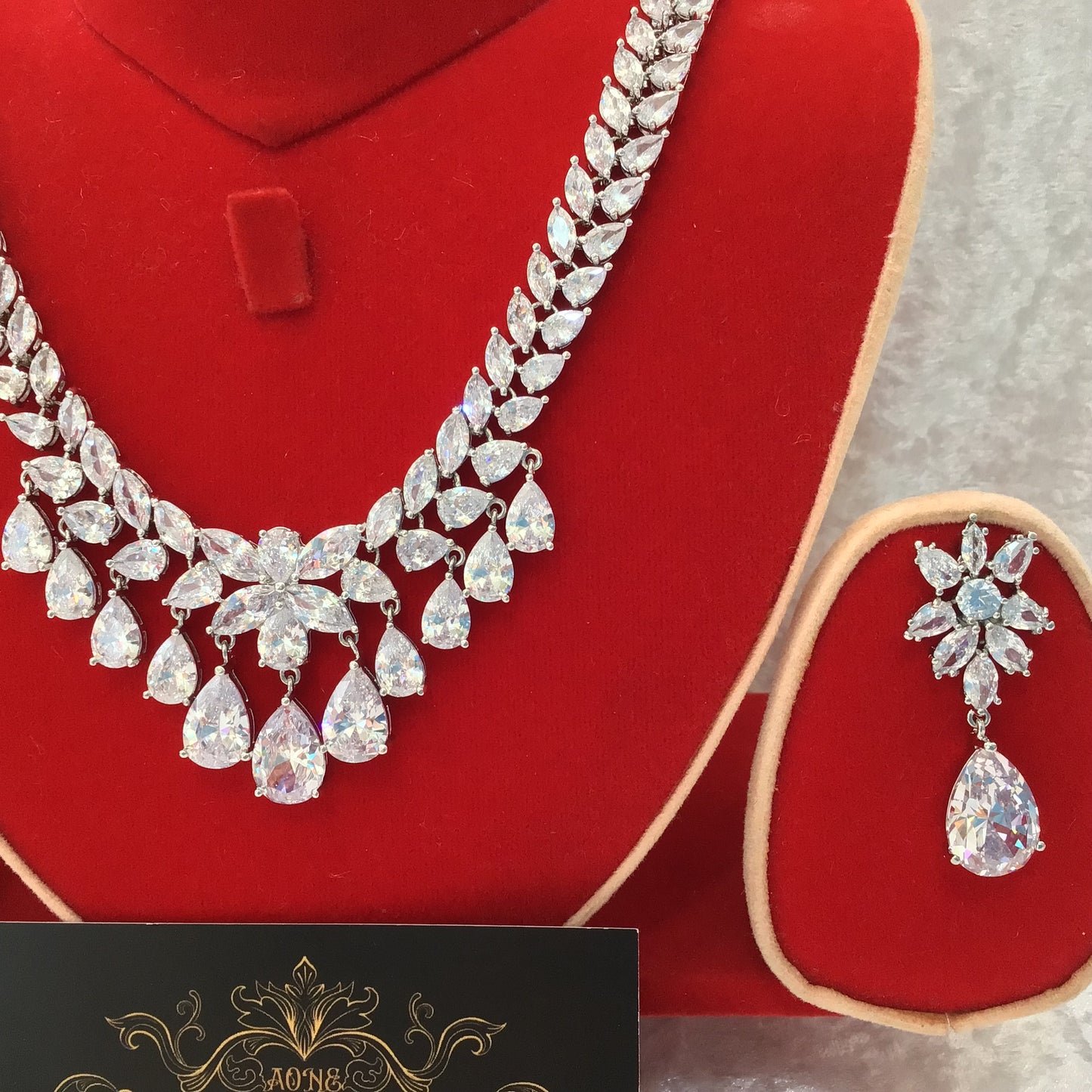 Exclusive Bridal Clear CZ Diamond Cubic Zirconia Necklace Jewellery Set