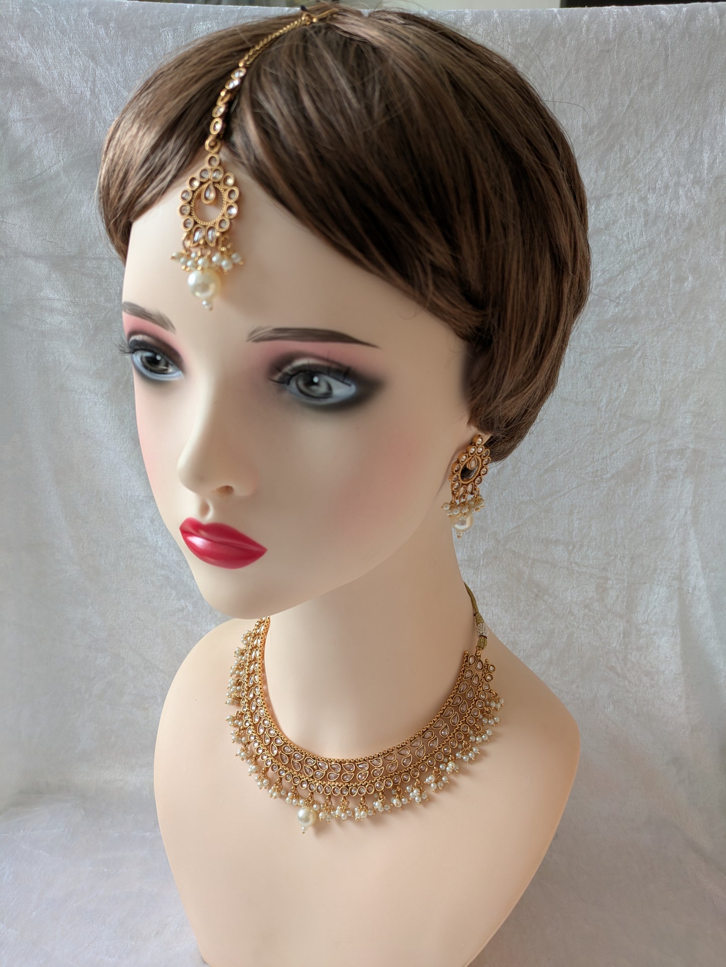 Indian Pakistani Ethnic Pearl Gold Plated Necklace Set