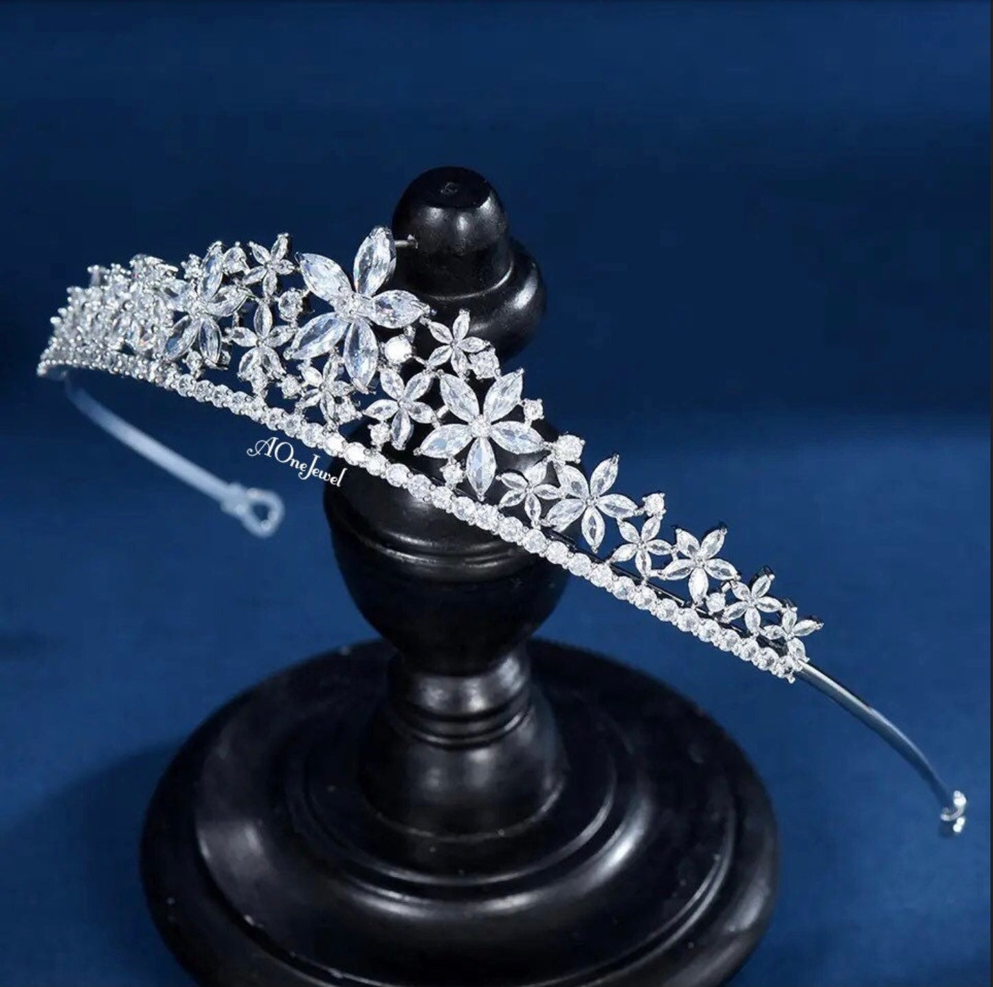 High Quality CZ Diamond Bridal Headpiece Silver Tiara
