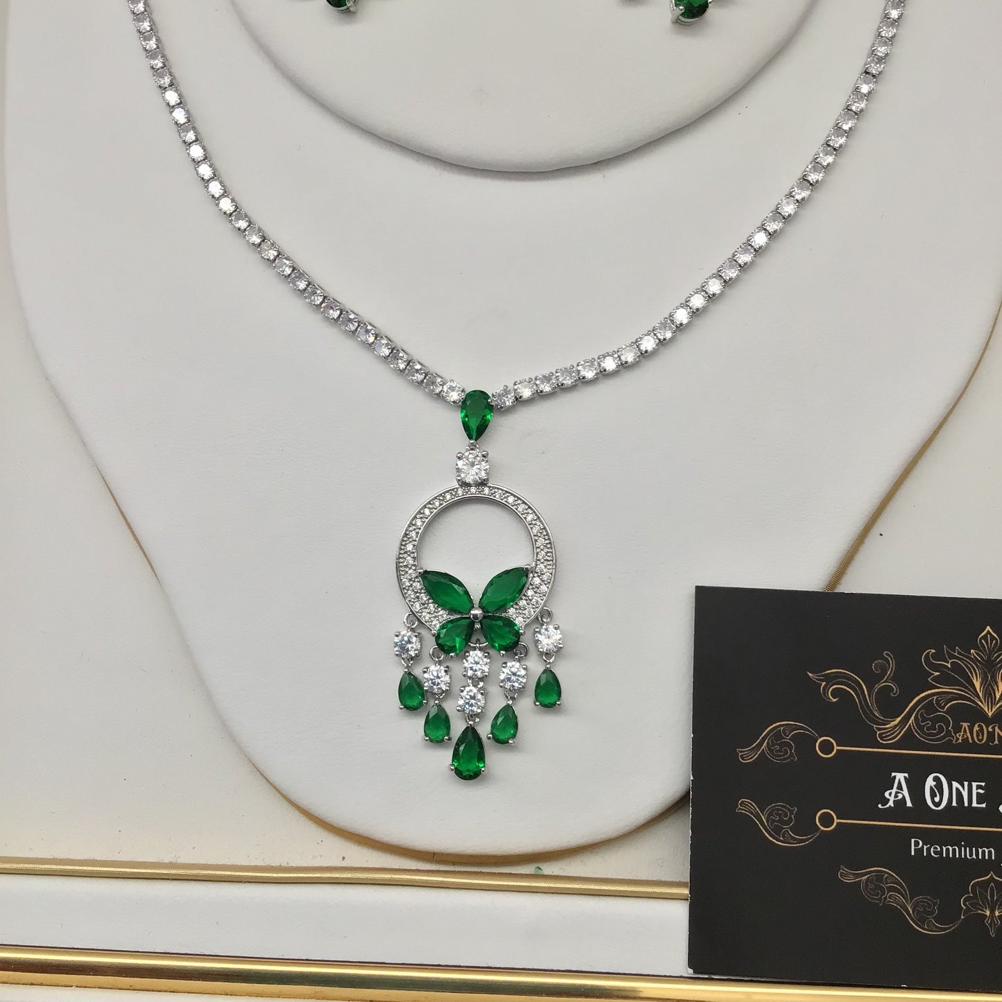 Exclusive Bridal Green CZ Diamond Cubic Zirconia Necklace Jewellery Set