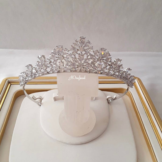 High Quality CZ Diamond Bridal Headpiece Silver Tiara