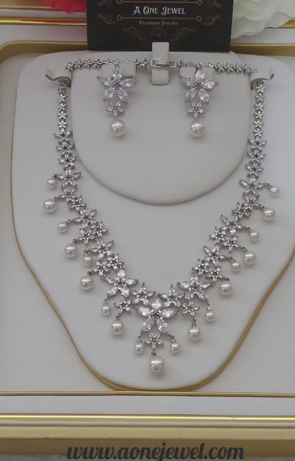 Luxury Bridal Clear CZ Diamond Pearl Necklace Jewellery Set