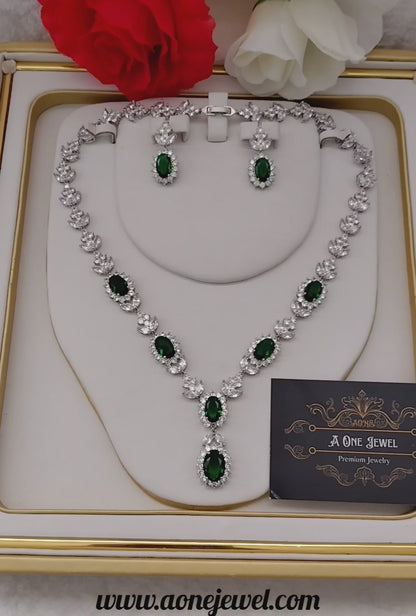 Exclusive Bridal Emerald CZ Diamond Cubic Zirconia Necklace Jewellery Set