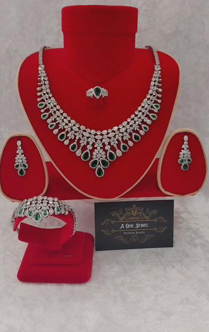 Luxury Indian Bridal CZ Diamond 4PCS Emerald Necklace Set