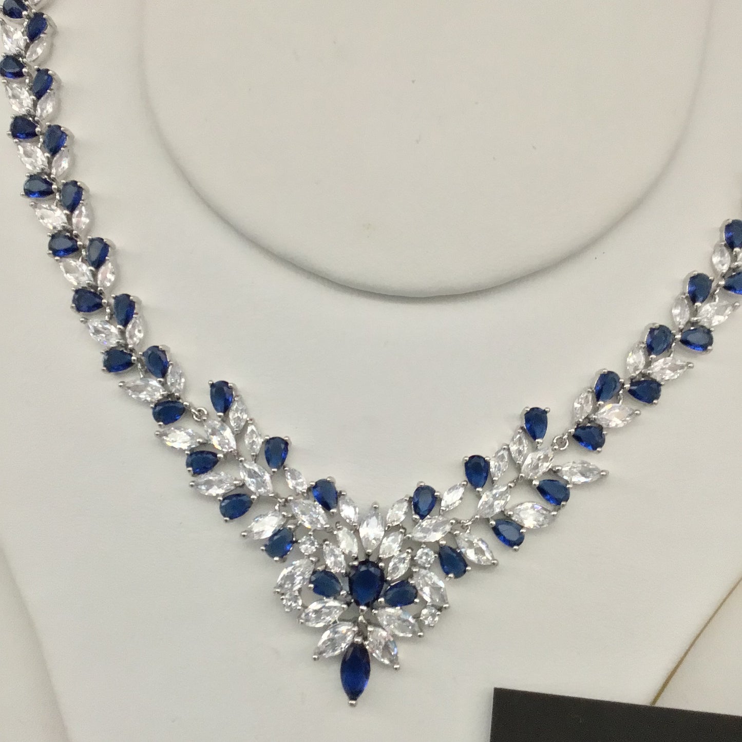 Exclusive Bridal Sapphire CZ Diamond Cubic Zirconia Necklace Jewellery Set