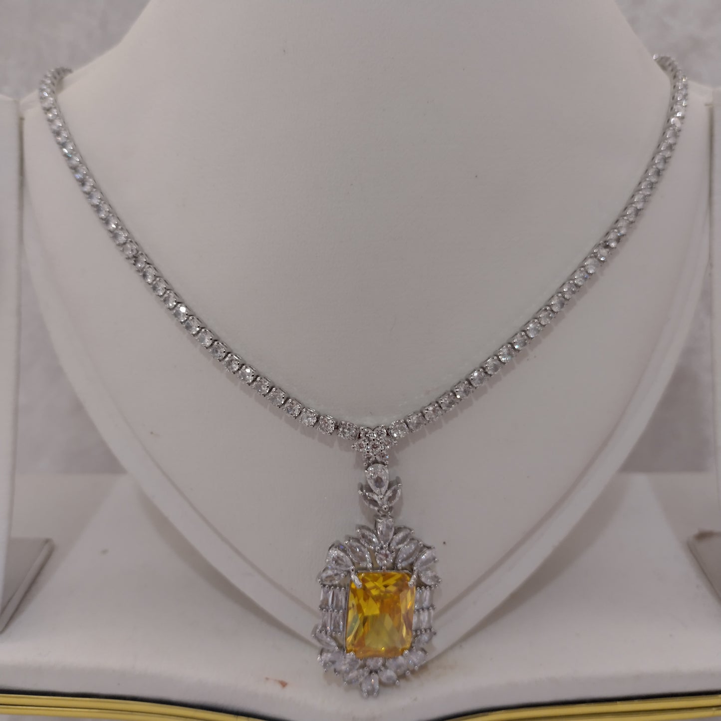 Exclusive Bridal CZ Diamond Cubic Zirconia Necklace Jewellery Set