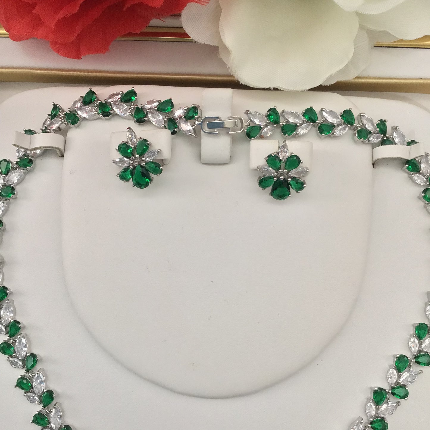 Exclusive Bridal Emerald CZ Diamond Cubic Zirconia Necklace Jewellery Set